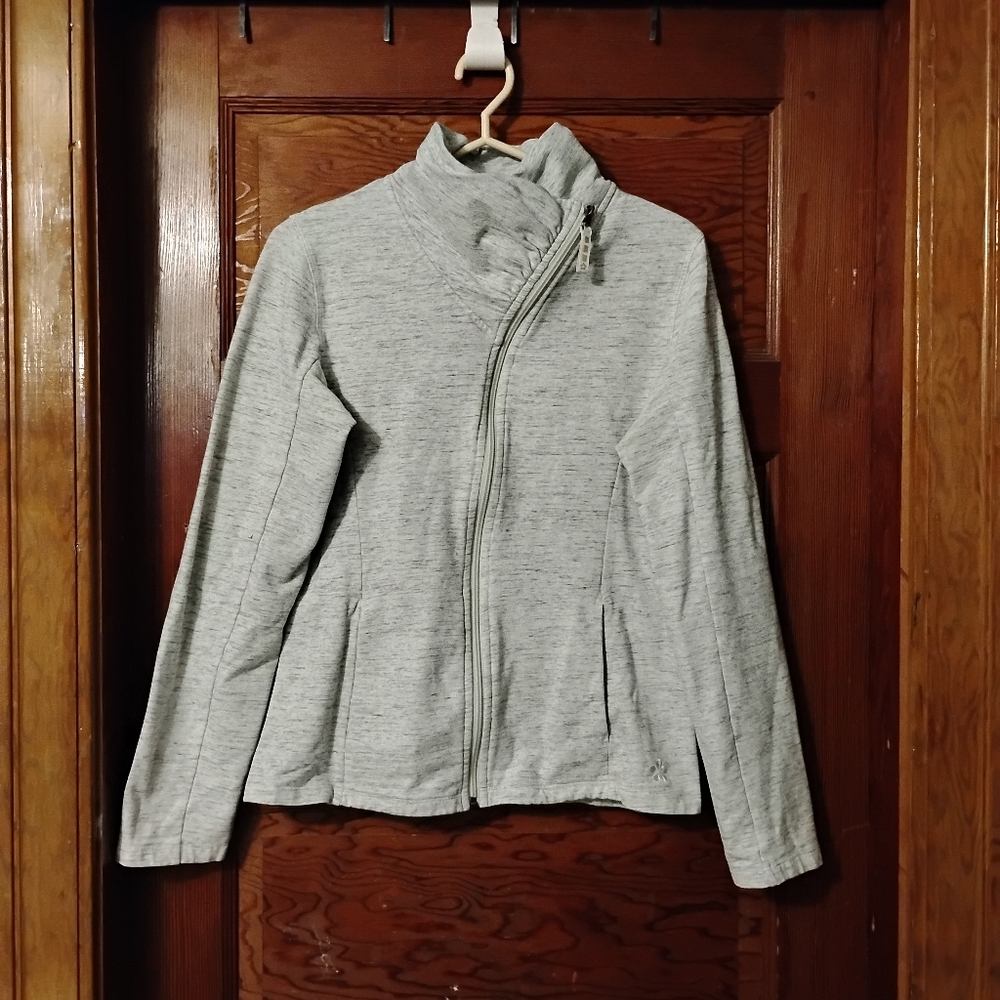 Size Medium Grey Zip Up